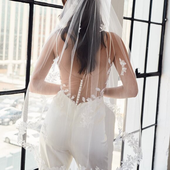 Peony Veil - Picture 2 of 4